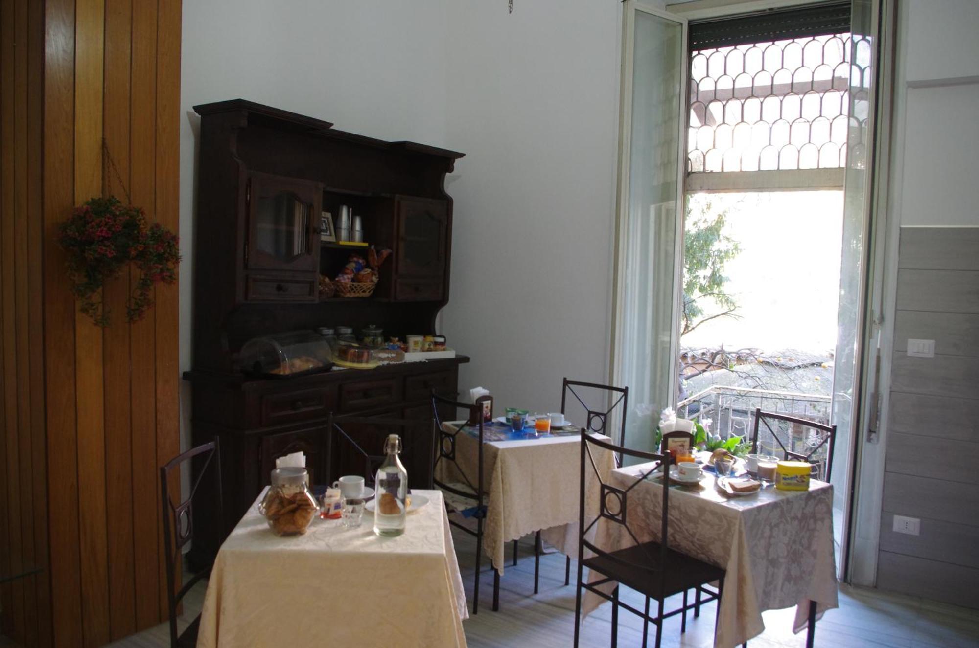 Tucci'S Roma Guest House Eksteriør bilde
