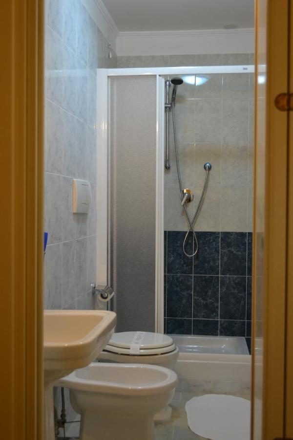 Tucci'S Roma Guest House Eksteriør bilde